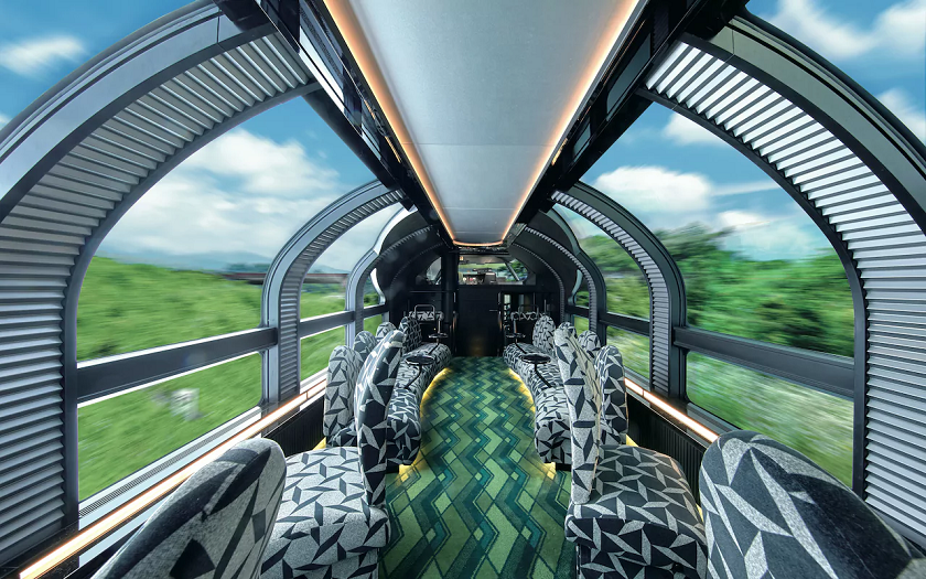 Twilight Express Mizukaze - the most luxurious of excursion trains